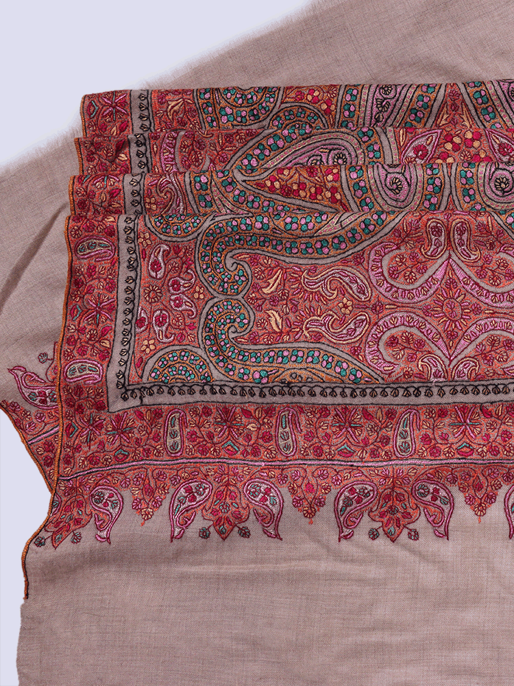 Natural Base Jama Embroidered Pashmina Shawl - Shopping in Kashmir