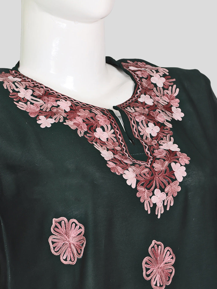 Zariya Kashmiri Aari Embroidered Hunter Green Silk Coord Set