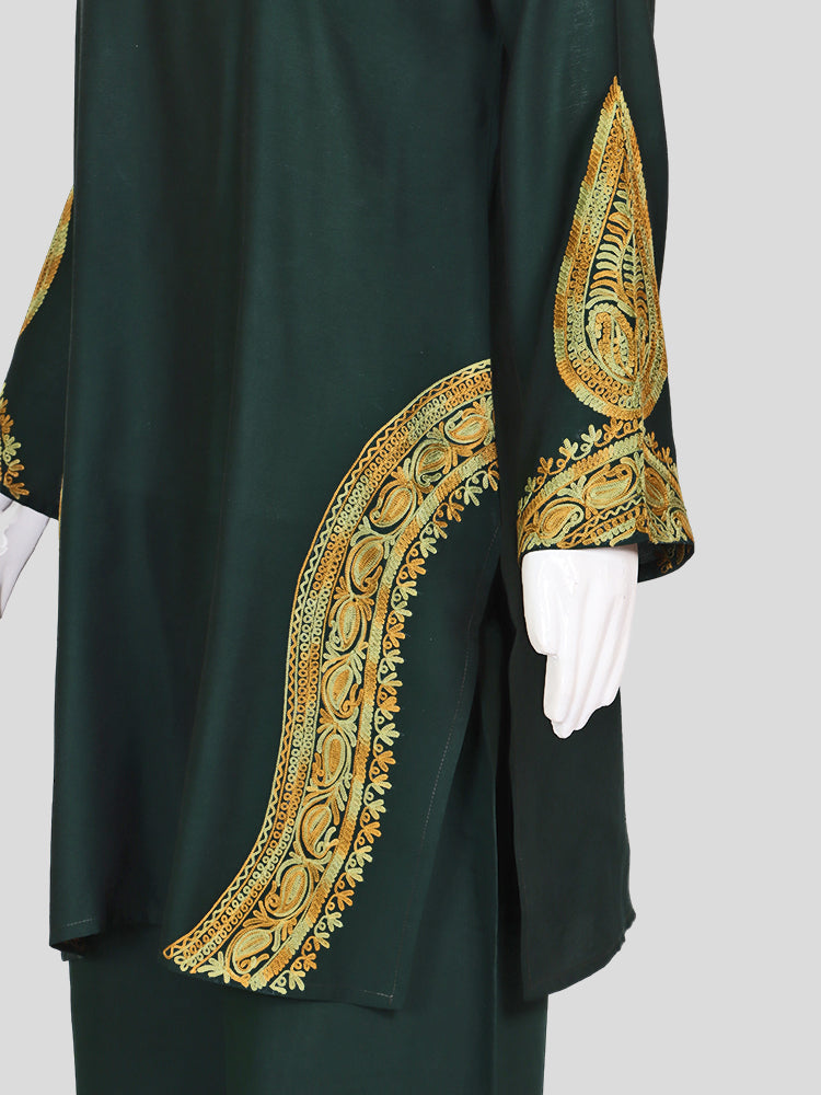 Zariya Kashmiri Aari Embroidered Forest Green Silk Coord Set