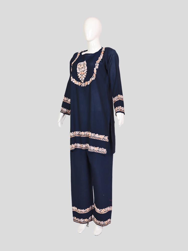 Zariya Kashmiri Aari Embroidered Navy Blue Silk Coord Set