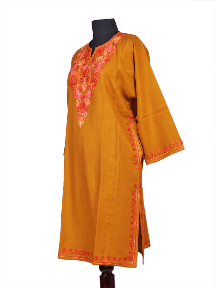 Rang-e-Zaffran: Chinar Aari Embriodery pheran - Shopping in Kashmir