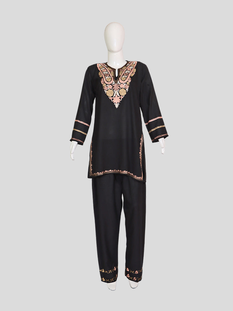 Zariya Kashmiri Aari Embroidered Jet Black Summer Cool Cotton Coord Set