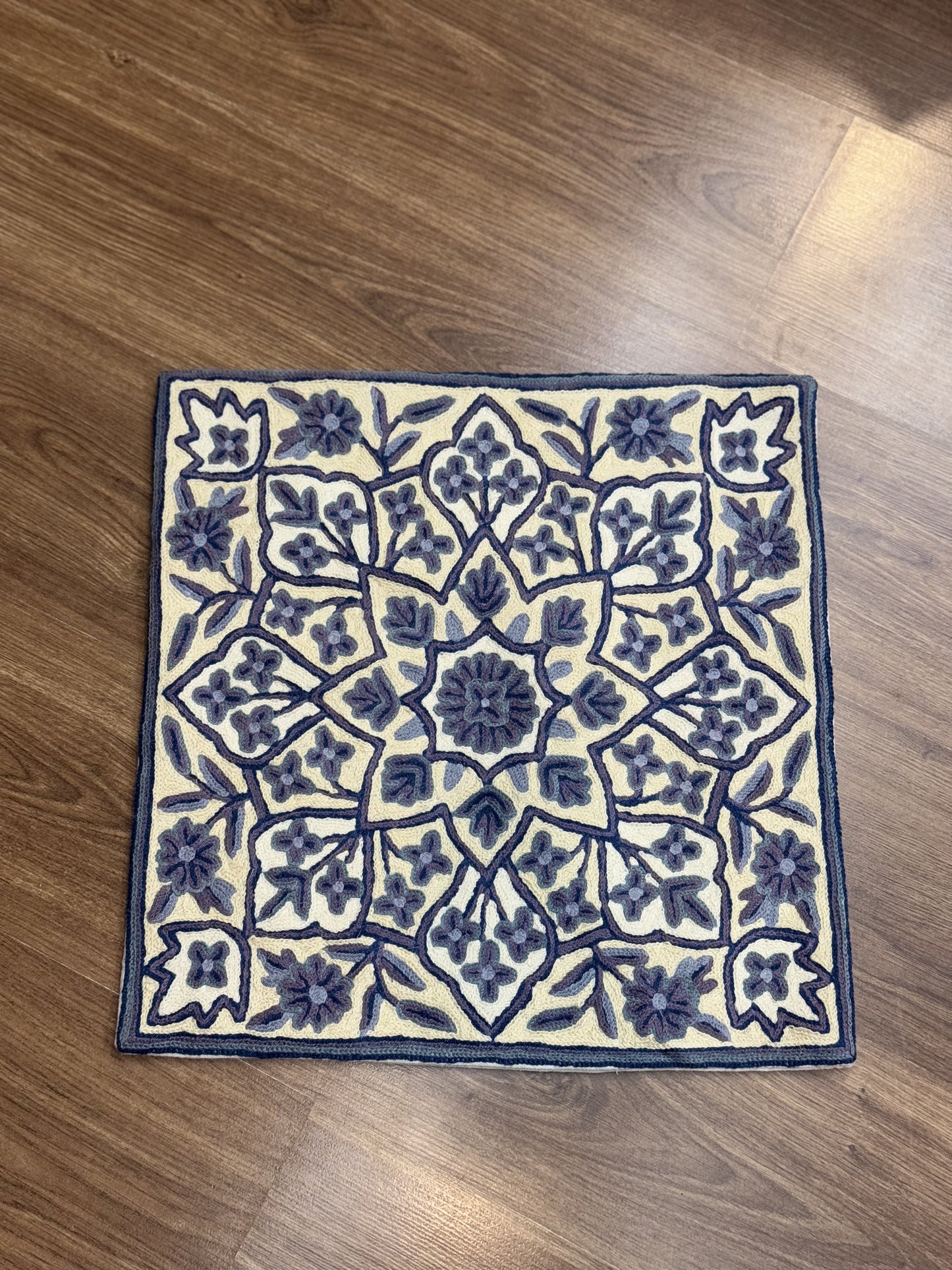 Taraq Poshkaar Handmade Chainstitch Cushion Cover (Set of Two) - Shopping in Kashmir