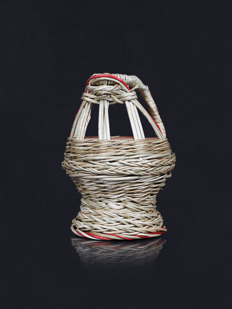 Shaakh Kashmiri Traditional Wicker Hot Pot - Shopping in Kashmir