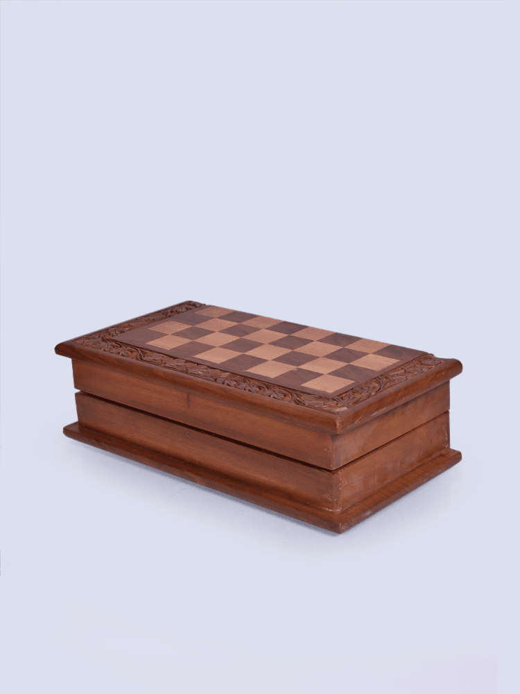 Border Designed Walnut Wood Chess Board - Shopping in Kashmir