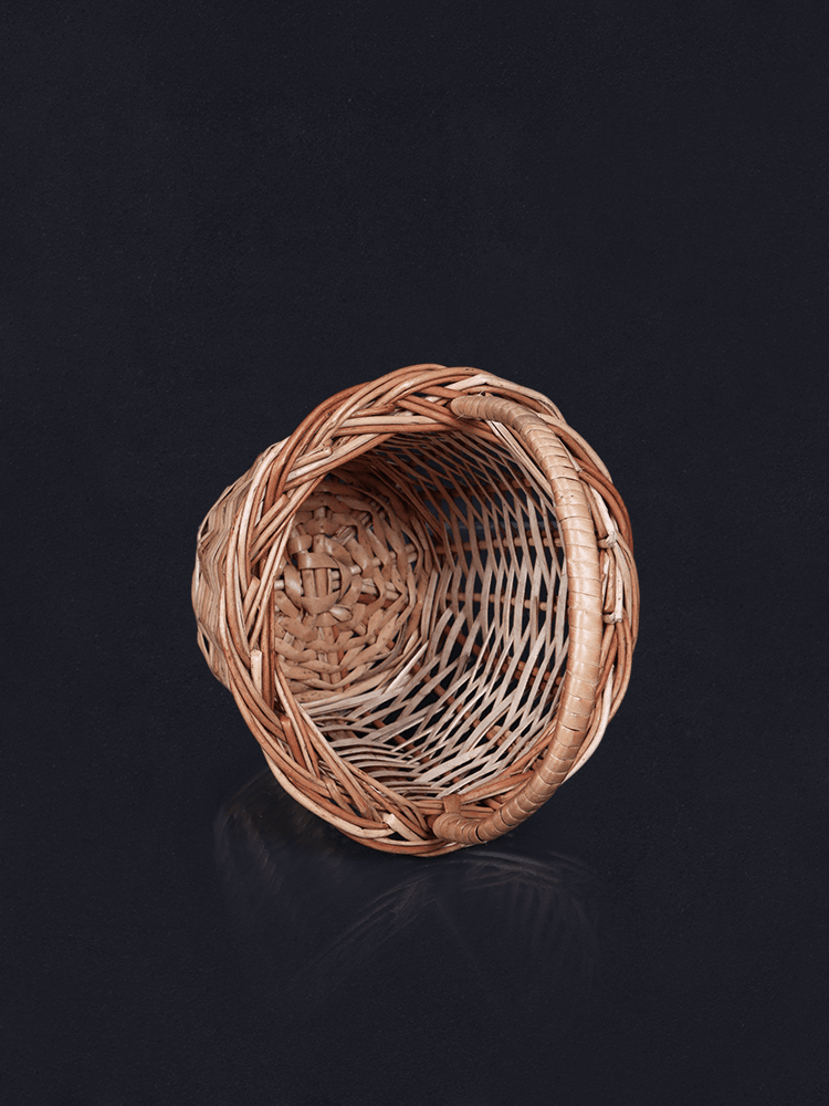 Shaakh Classic Kashmiri Willow Carry Basket - Shopping in Kashmir