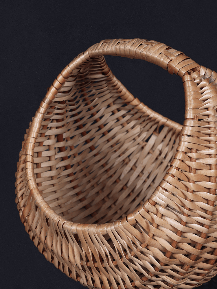 Shaakh Kashmiri Willow Scoop Basket - Shopping in Kashmir