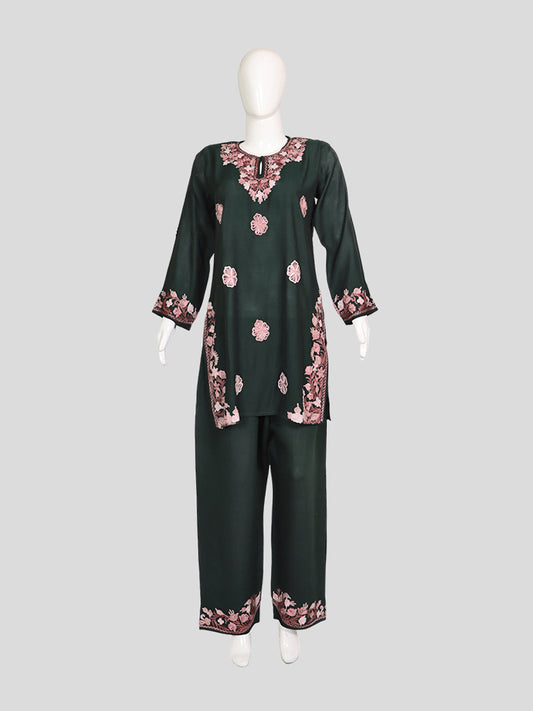 Zariya Kashmiri Aari Embroidered Hunter Green Silk Coord Set