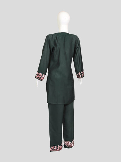 Zariya Kashmiri Aari Embroidered Hunter Green Silk Coord Set
