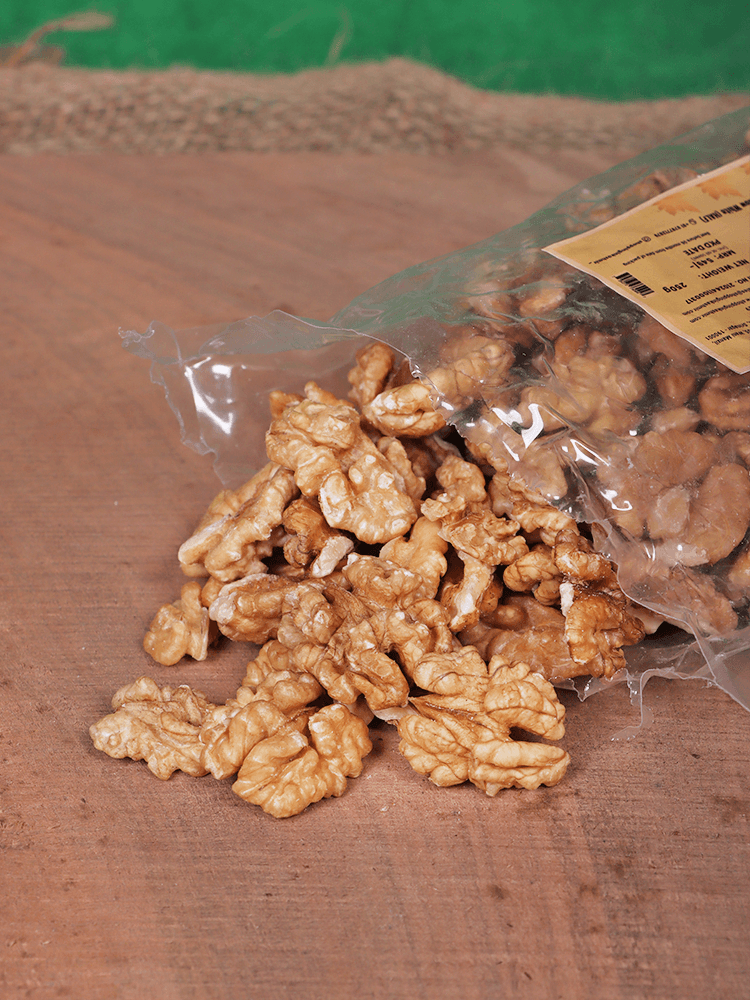 Harud Kashmiri Walnut Kernels Snow White Half(250 gm) - Shopping in Kashmir