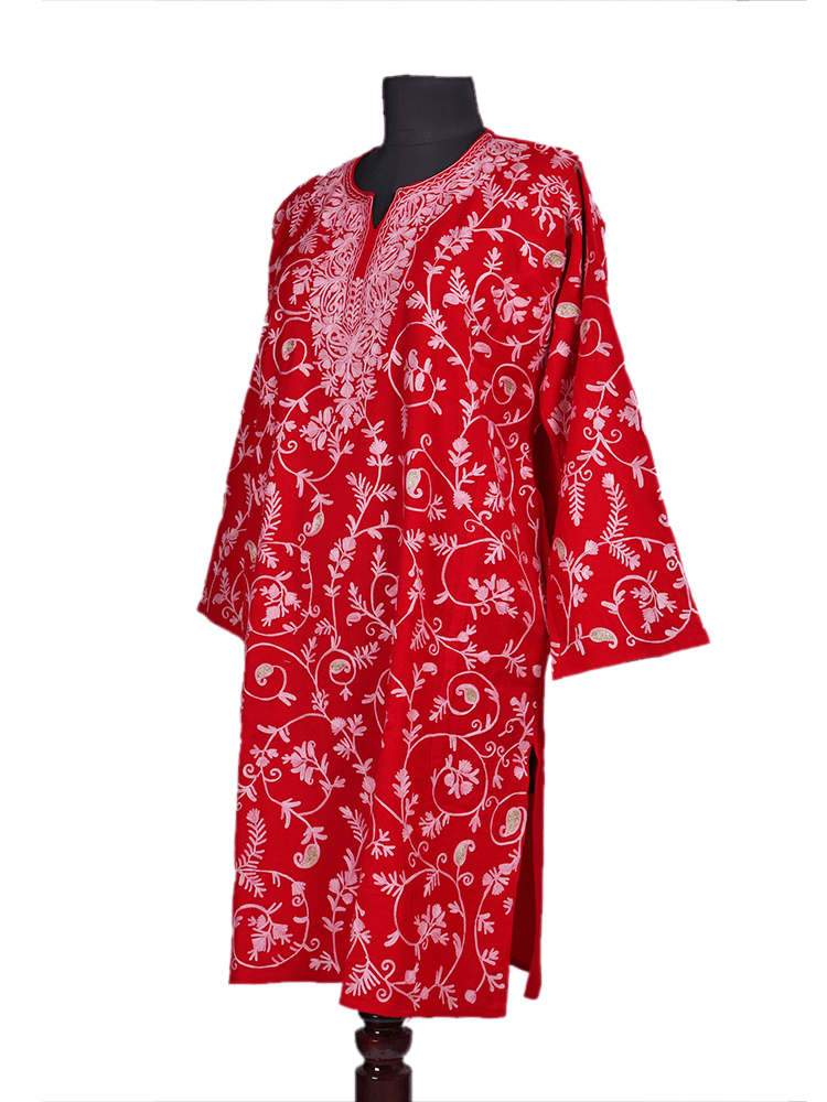 Gulnaar-e-Hunar: Raizkaar zari Aari Embriodery pheran - Shopping in Kashmir
