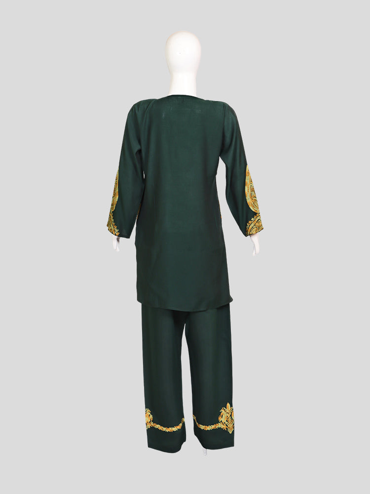 Zariya Kashmiri Aari Embroidered Forest Green Silk Coord Set