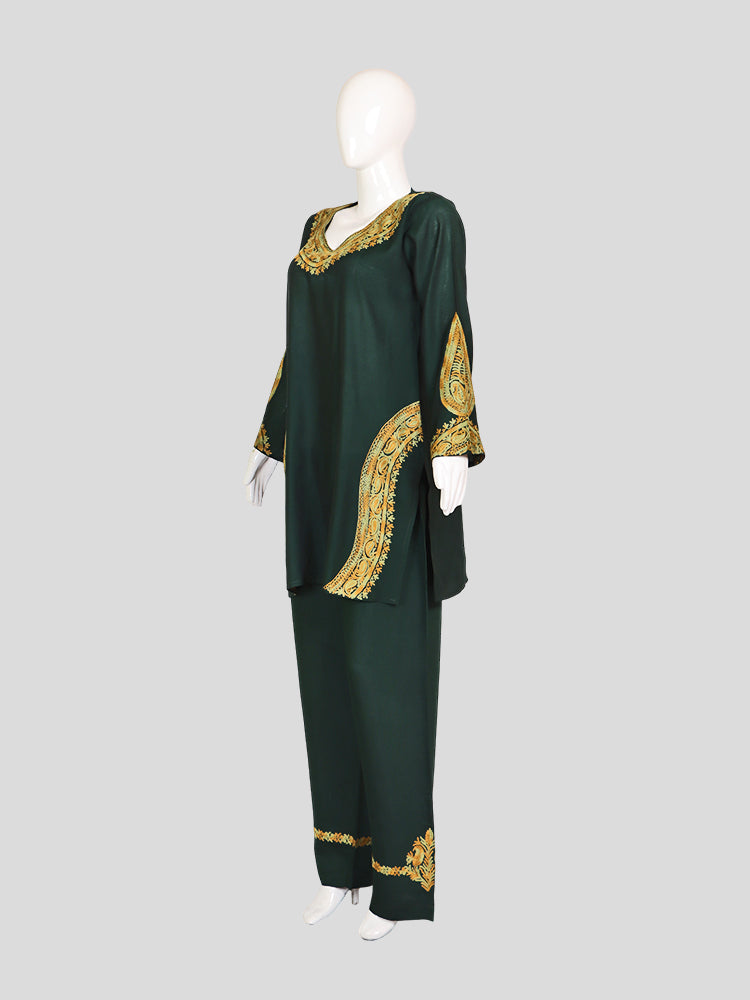 Zariya Kashmiri Aari Embroidered Forest Green Silk Coord Set
