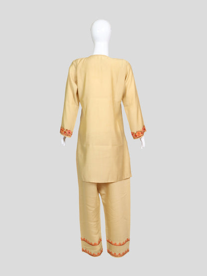 Zariya Kashmiri Aari Embroidered Cream Brulee Silk Coord Set