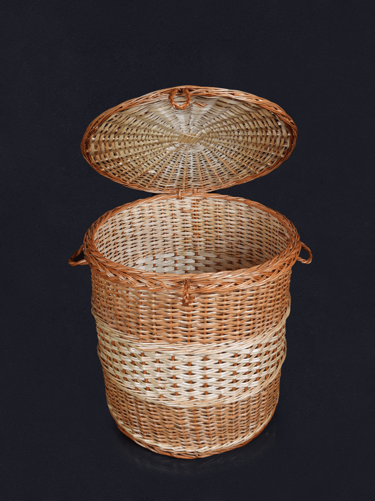 Shaakh Kashmiri Handwoven Willow Laundry Basket With Lid - Shopping in Kashmir
