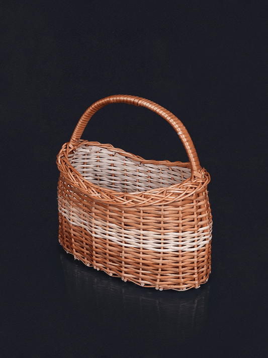 Shaakh Kashmiri Willow Carry Basket - Shopping in Kashmir