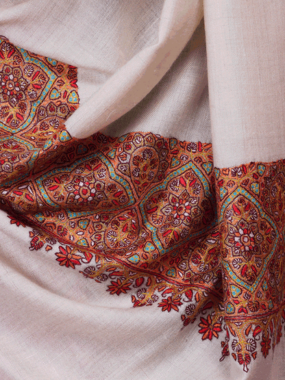 White Base Dordar Work Pashmina Shawl - Shopping in Kashmir
