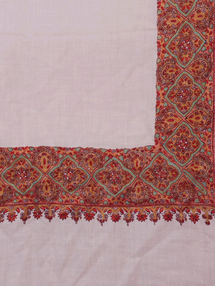 White Base Dordar Work Pashmina Shawl - Shopping in Kashmir