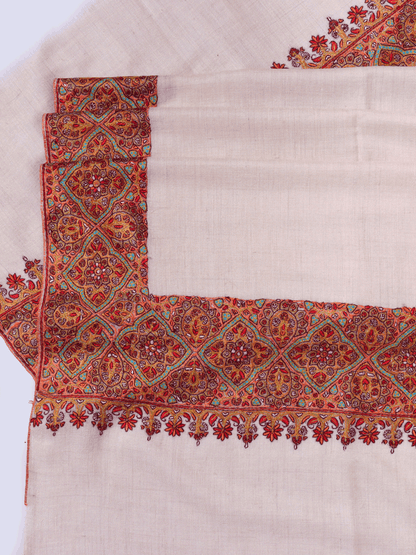 White Base Dordar Work Pashmina Shawl - Shopping in Kashmir
