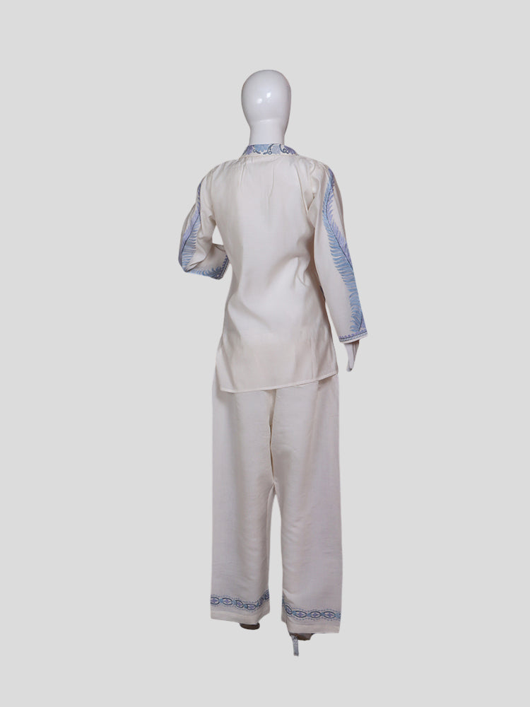 Zariya Cream-White Silk Twins - Zari Kurti Set & Aari Kaftan Set