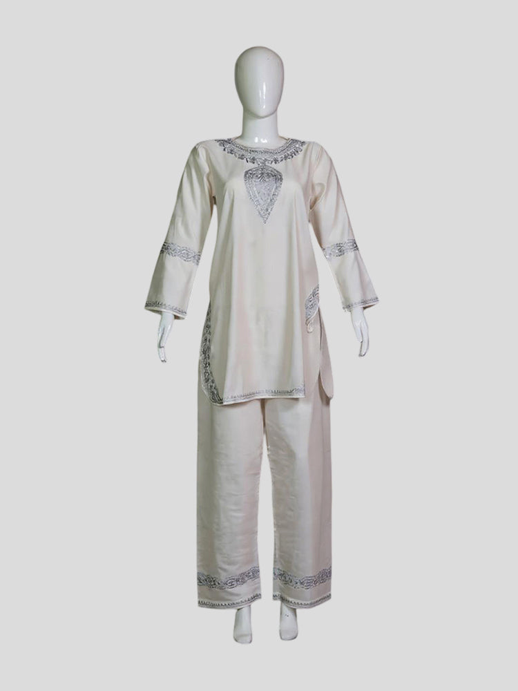Zariya Cream-White Silk Twins - Zari Kurti Set & Aari Kaftan Set