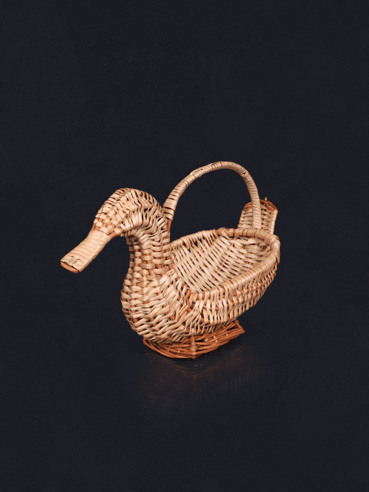 Shaakh Duck-Shaped Kashmiri Willow Basket - Shopping in Kashmir
