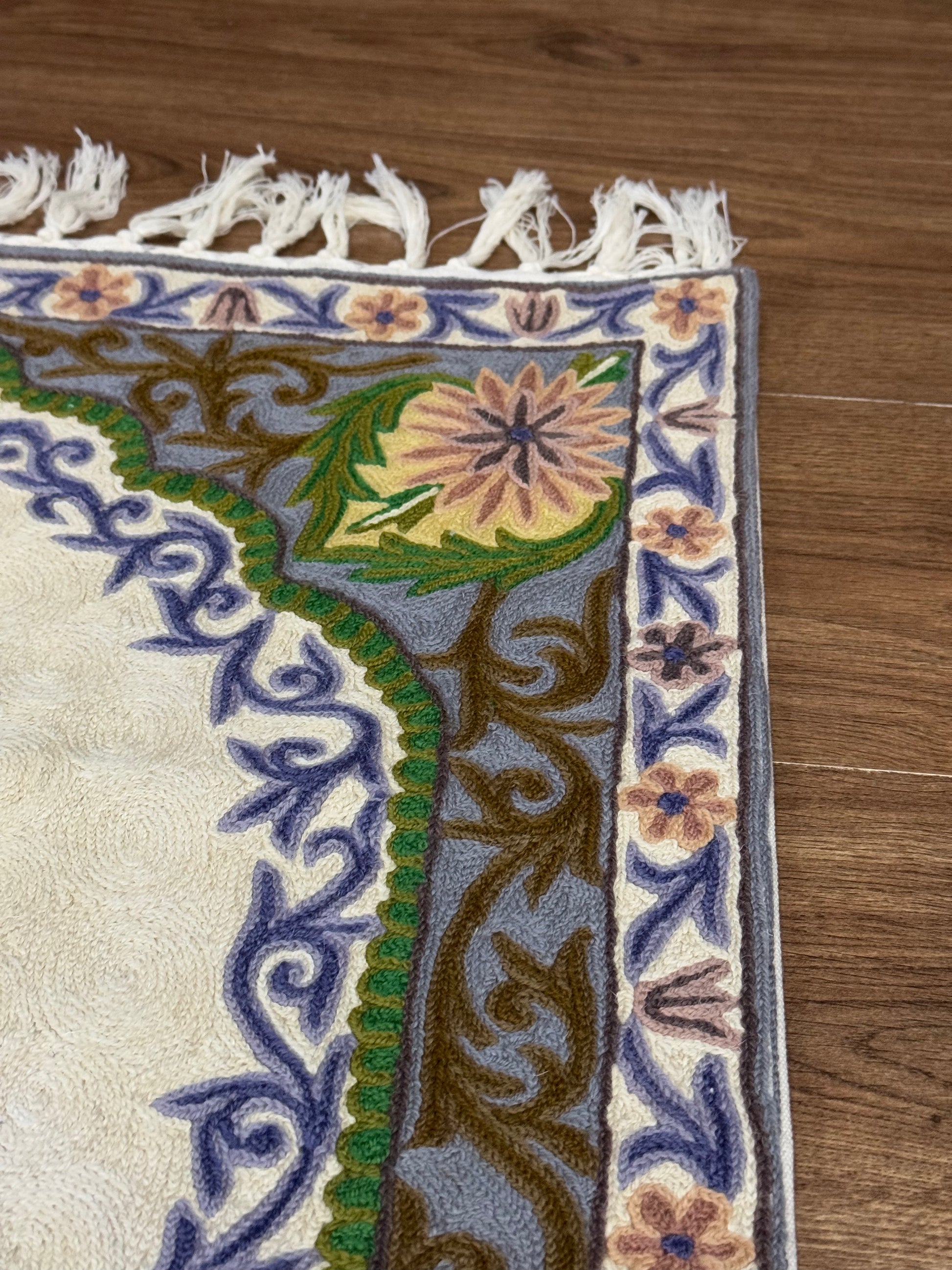Floral Design Handmade Chainstitch Runner/Wall Hanging - Shopping in Kashmir