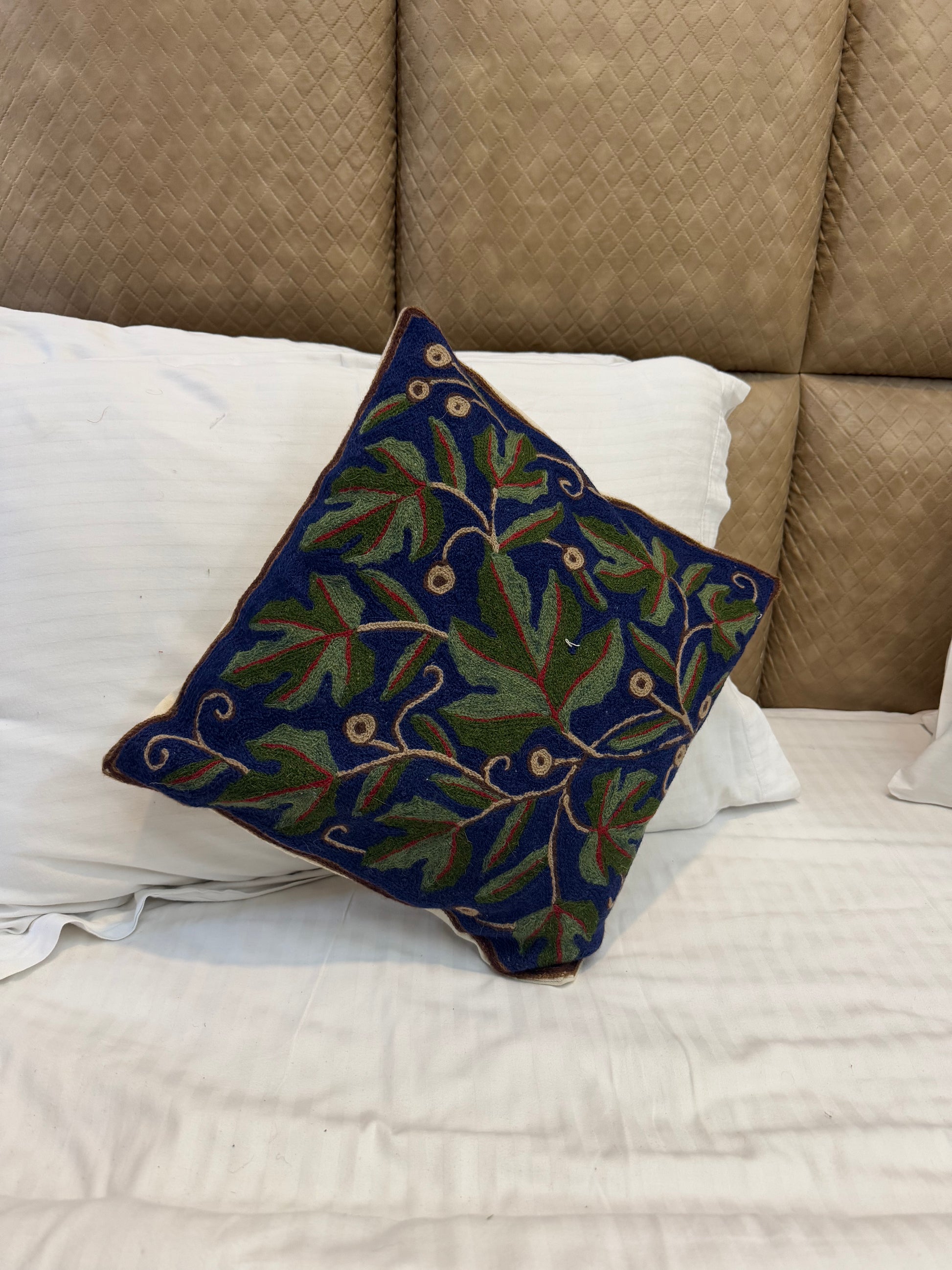 Booen Pann Design Handmade Chainstitch Cushion Cover (Set of Two) - Shopping in Kashmir