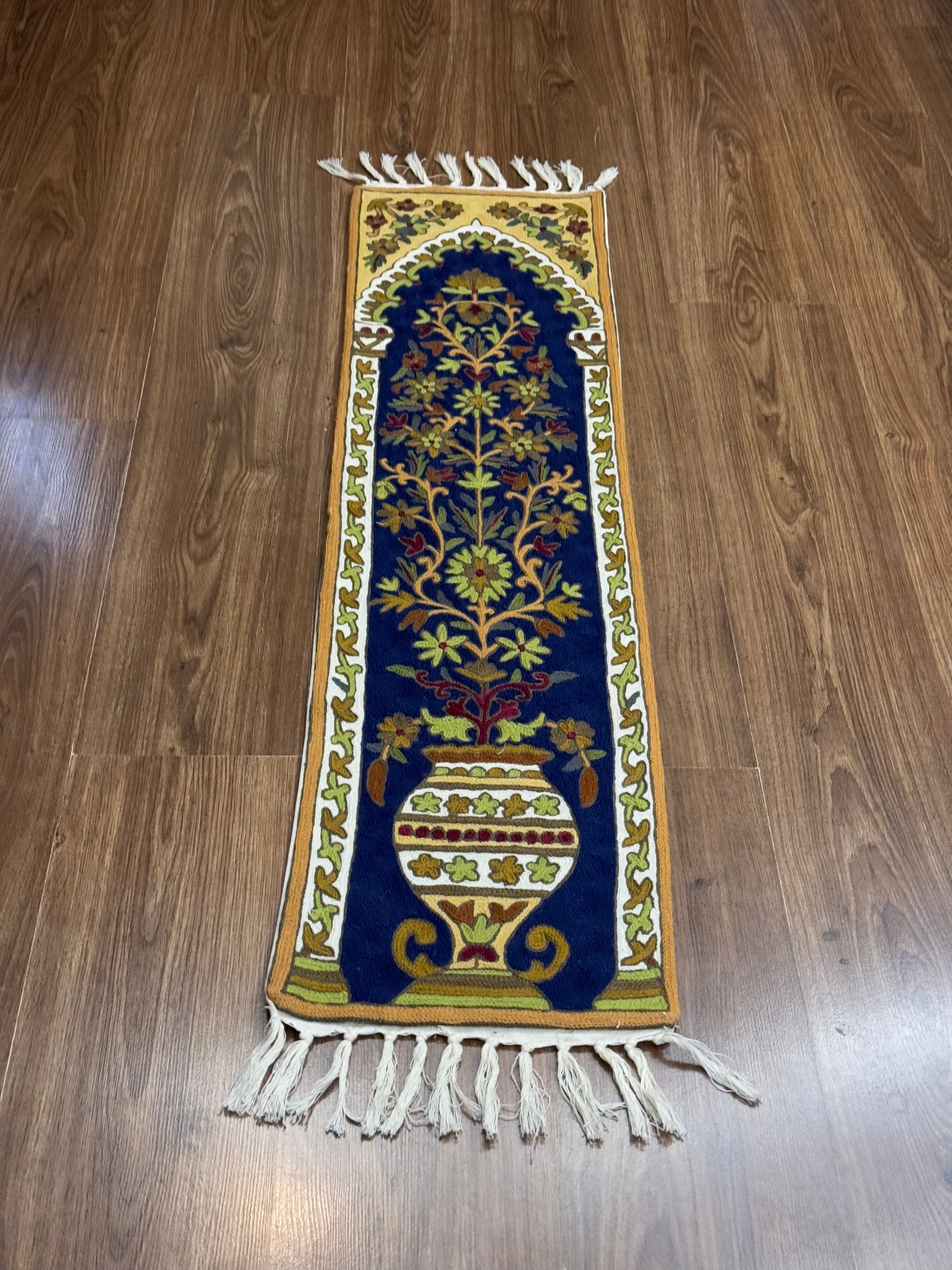 Gamlihdaar Handmade Chainstitch Runner/Wall Hanging - Shopping in Kashmir