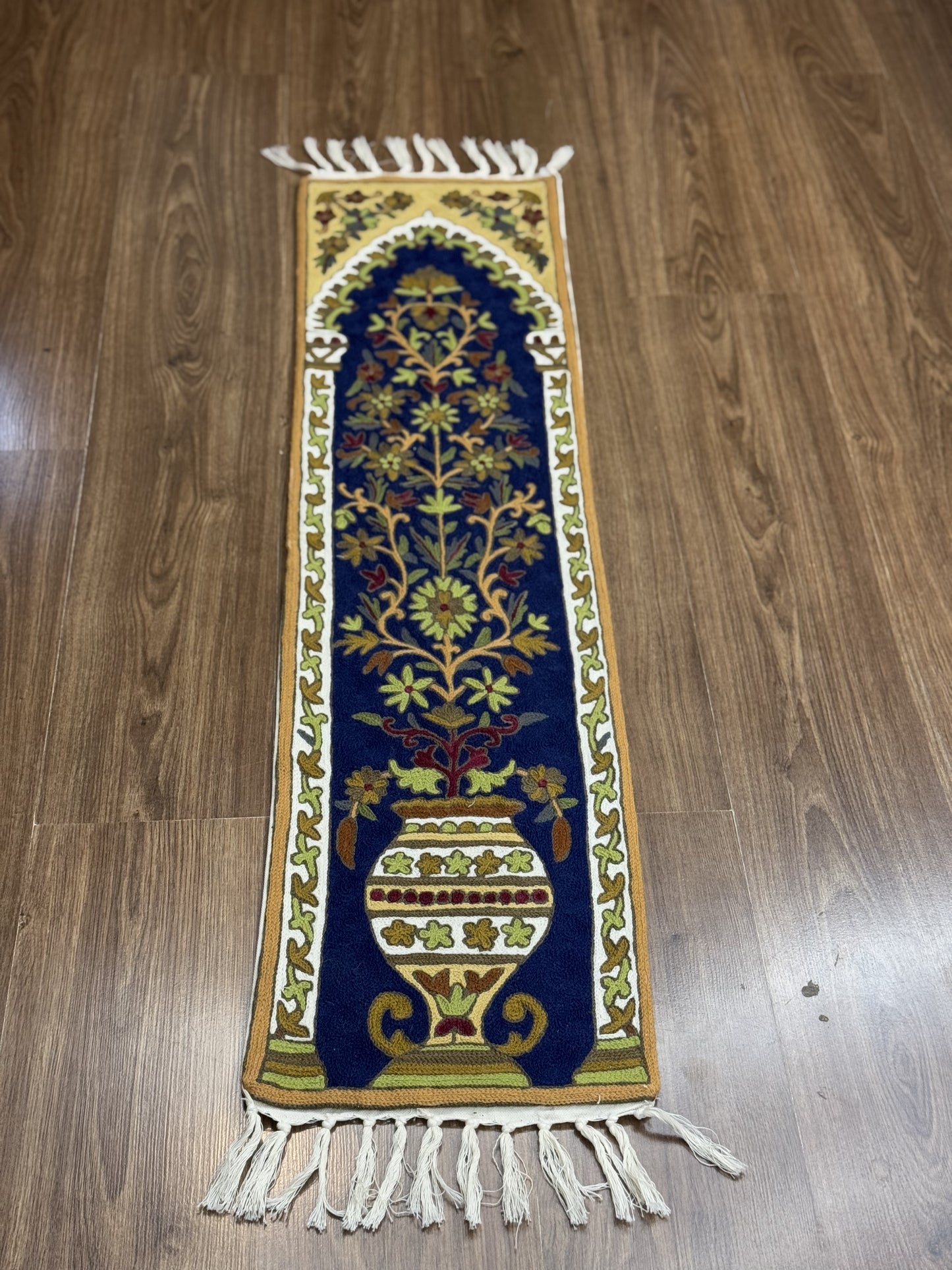 Gamlihdaar Handmade Chainstitch Runner/Wall Hanging - Shopping in Kashmir