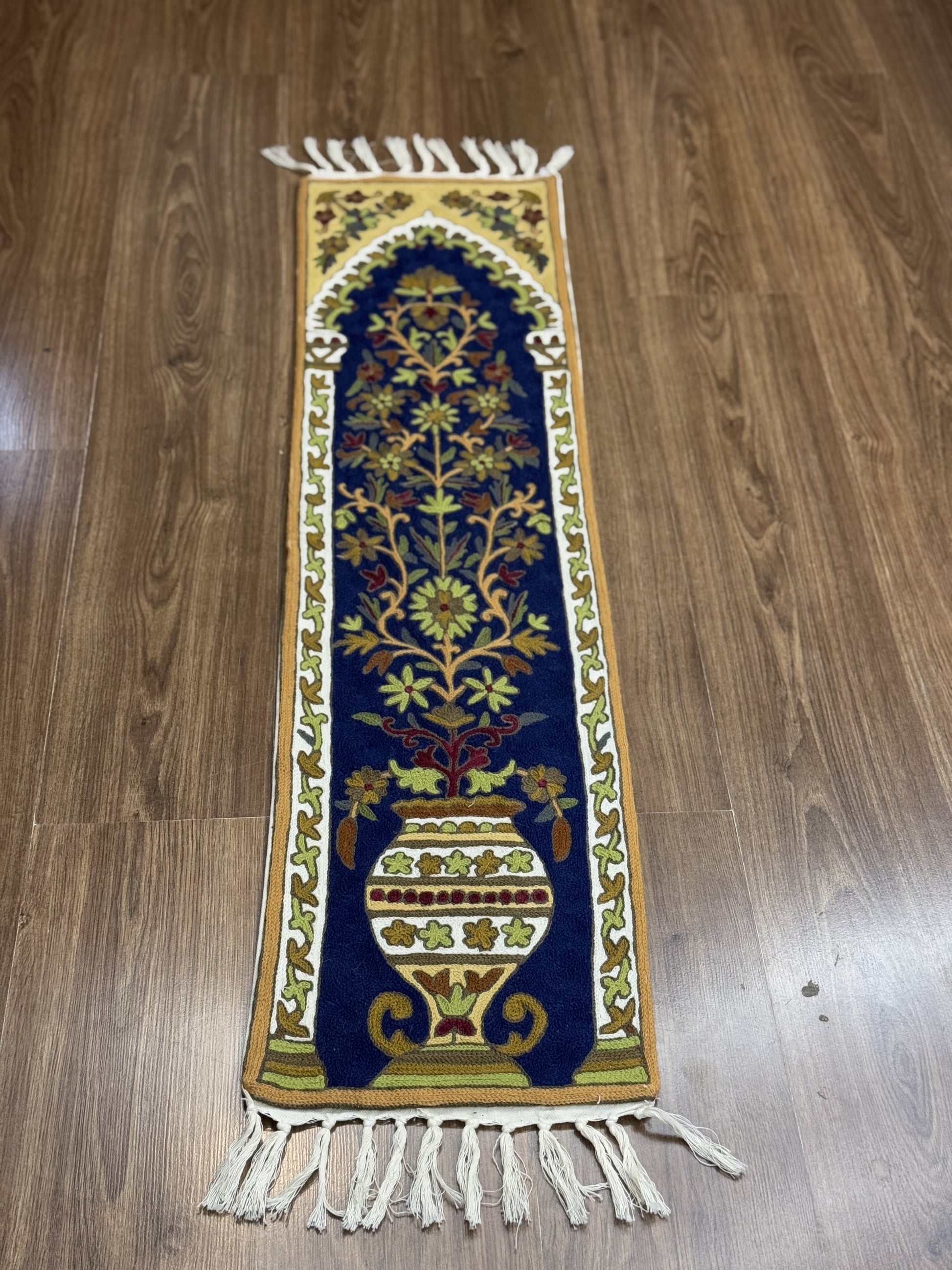 Gamlihdaar Handmade Chainstitch Runner/Wall Hanging - Shopping in Kashmir