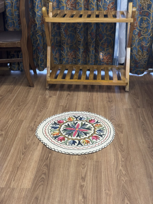 Poshdaar Round Woolen Namda - Shopping in Kashmir