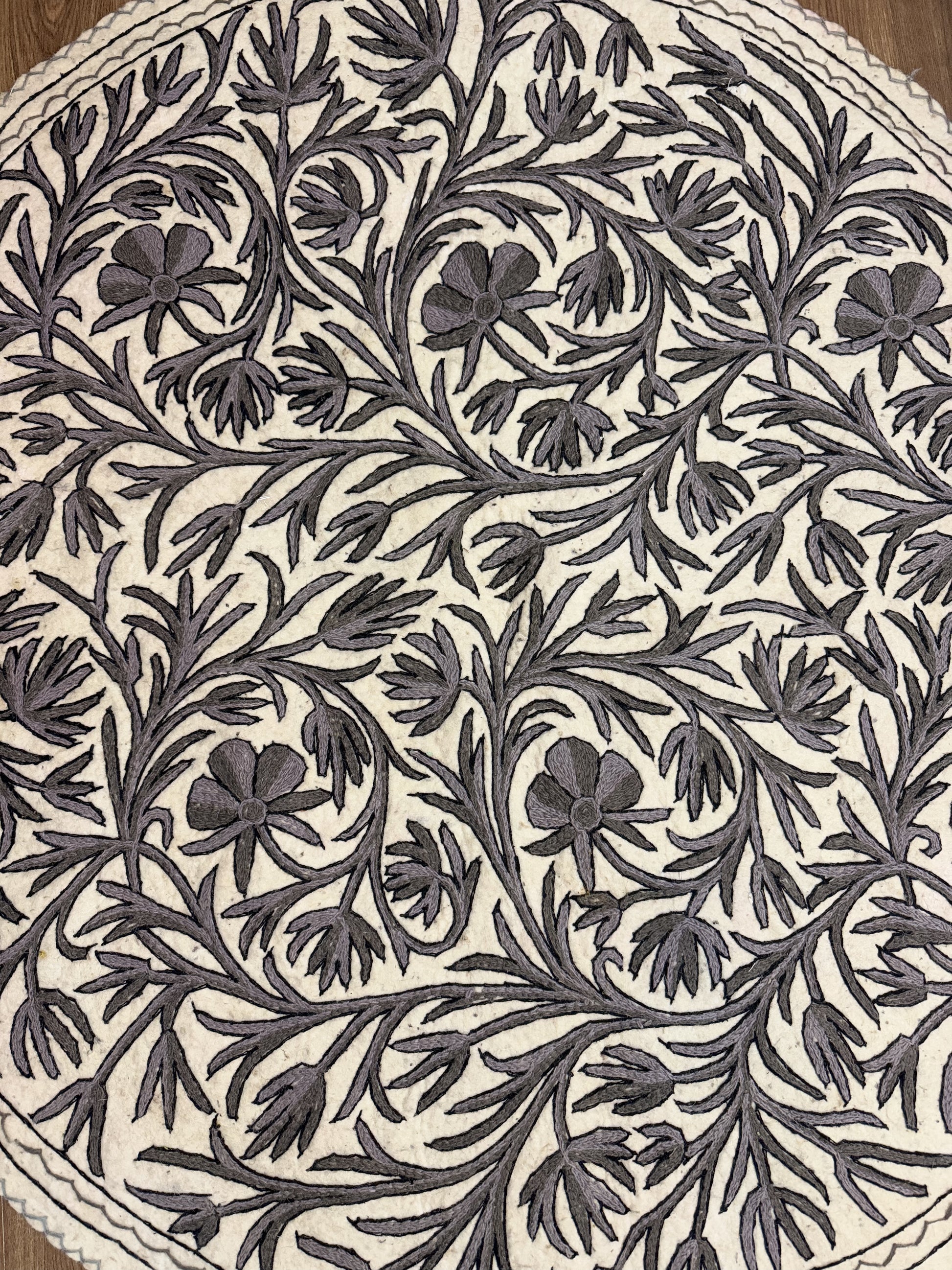 Tree Design Round Woolen Namda - Shopping in Kashmir