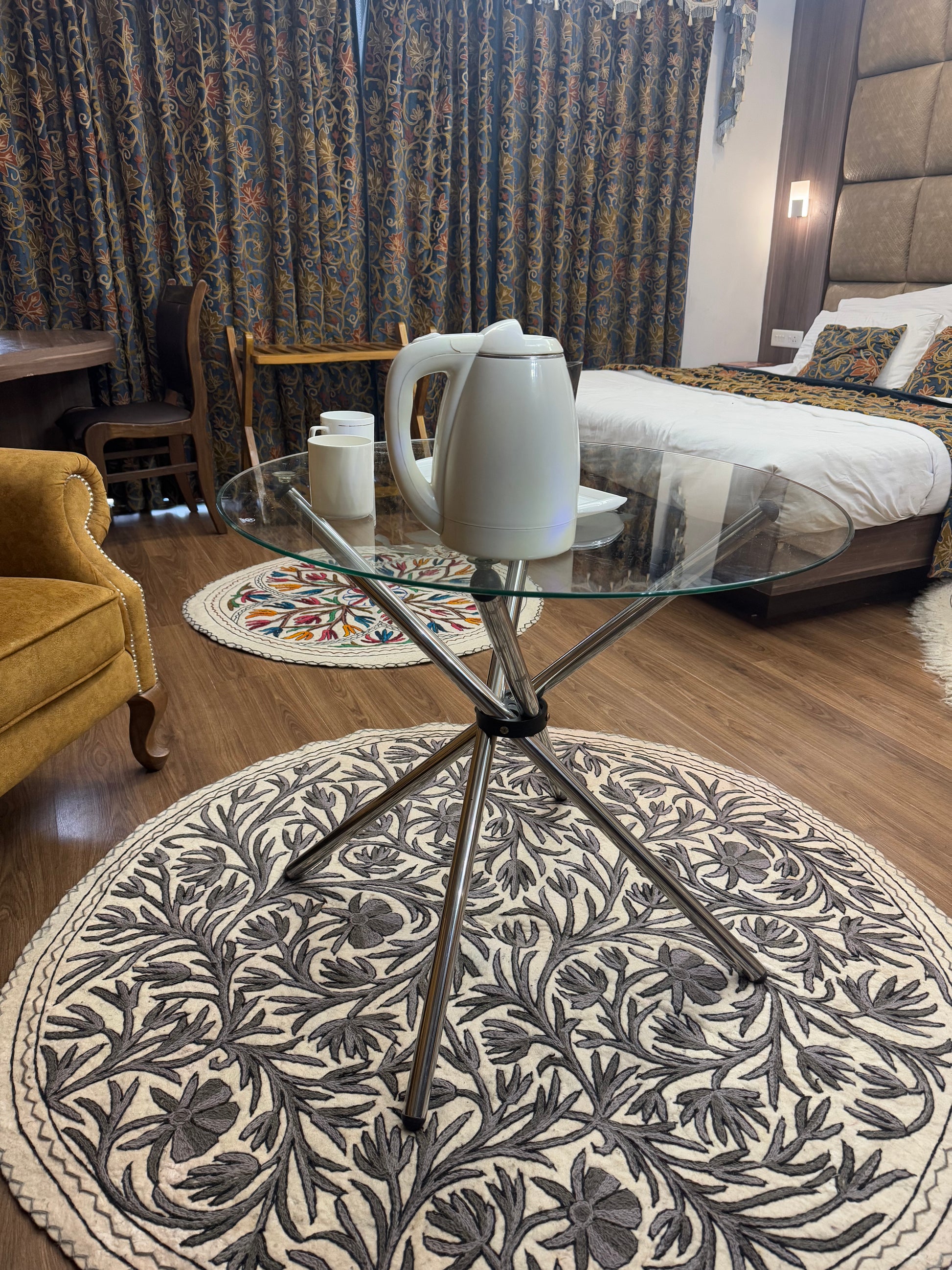 Tree Design Round Woolen Namda - Shopping in Kashmir