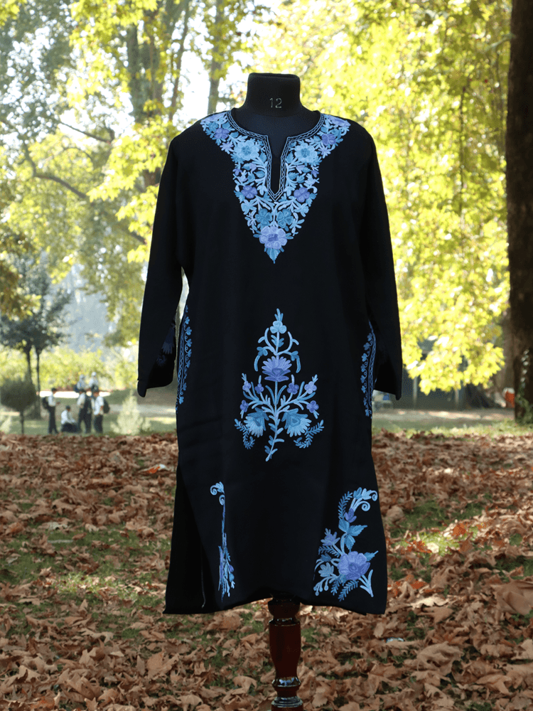 Siyahi-e-Aab: Black poshkar Aari Embroidery pheran - Shopping in Kashmir