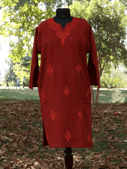 Surkhi-e-Raiz: Raizkaar Aari Embriodery pheran - Shopping in Kashmir